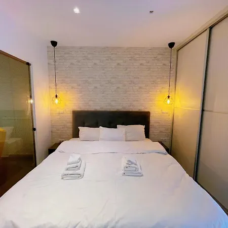 Apartmán Wsd Hera Luxury Stylish 2bd With View Balcony Near Merto Atény